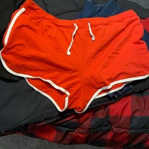 No Boundaries shorts